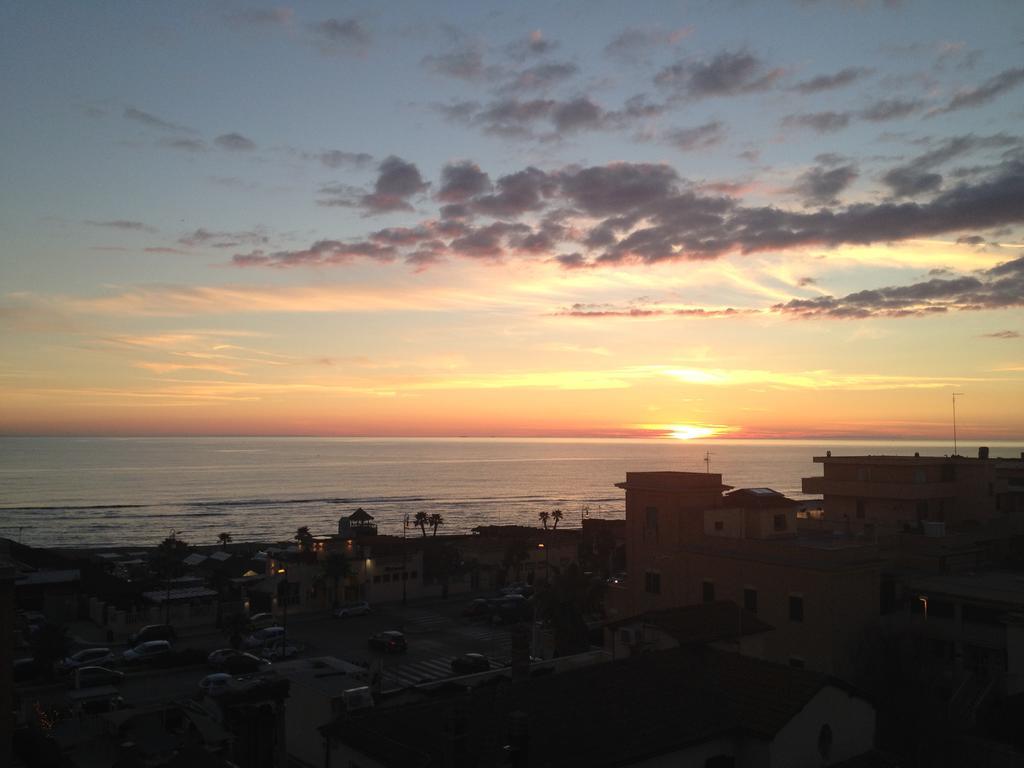 Mary'S Penthouse Apartment Lido di Ostia Exterior photo